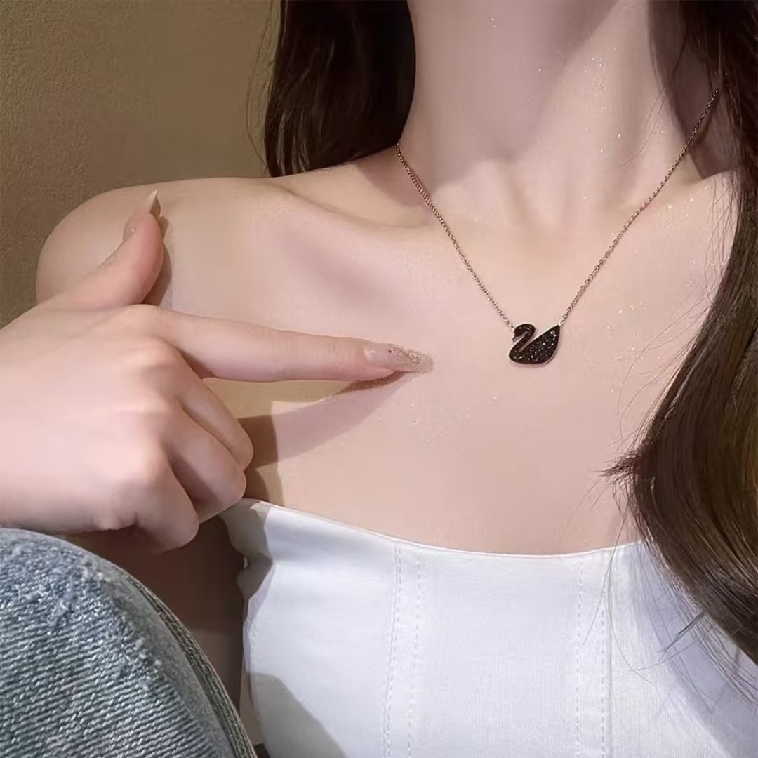 Swarovski/施华洛世奇时尚百搭经典项链系列吊坠饰品锁骨链/耳环