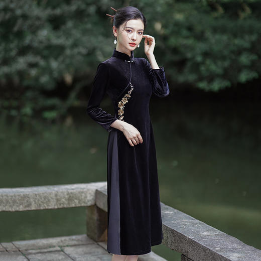 刺绣黑色丝绒显瘦奥黛改良旗袍秋冬 SC18151 商品图2