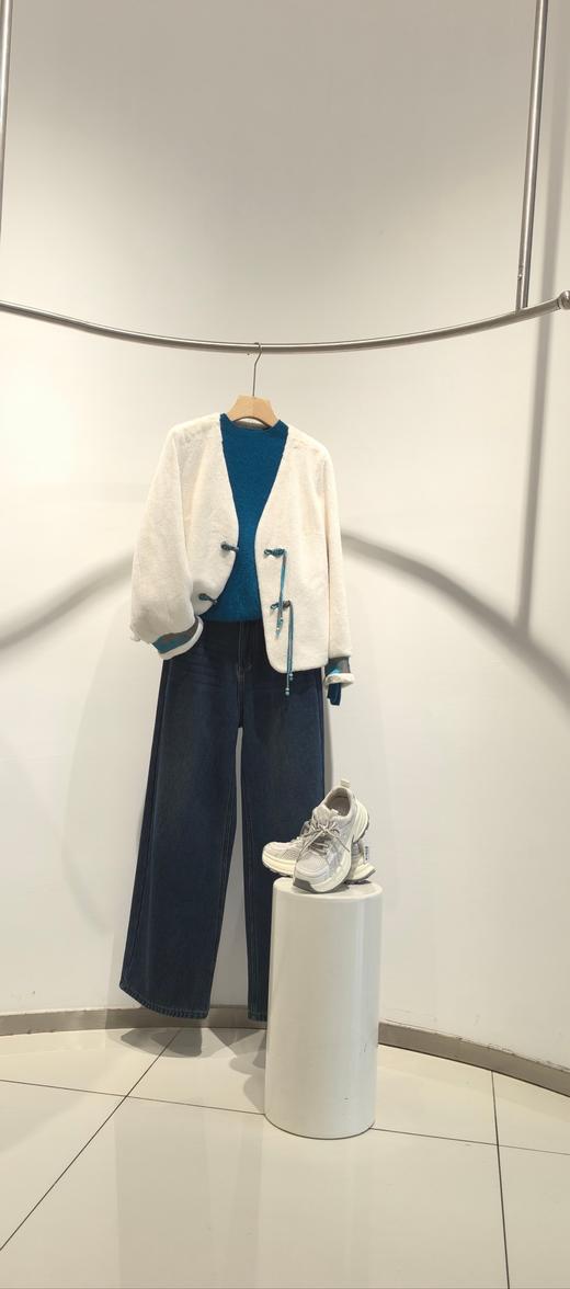 58B115福利款 仿貂皮草大V领外套 商品图7