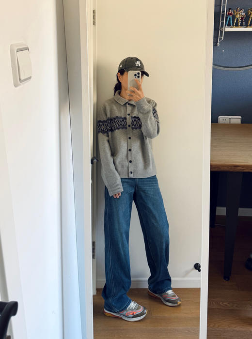 1577姐妹款--显瘦遮胯加绒窄管直筒拖地裤牛仔裤【包邮+三天无理由退换】 商品图8