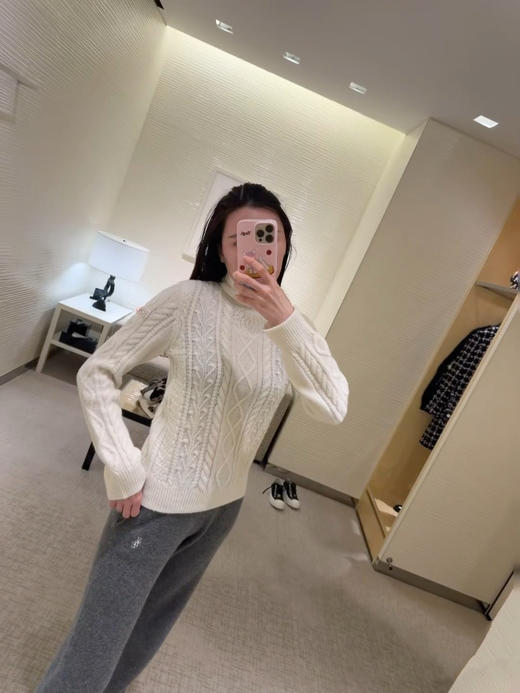 香奈儿 25秋冬新款 高领麻花纹高领针织毛衣(TM) 商品图3