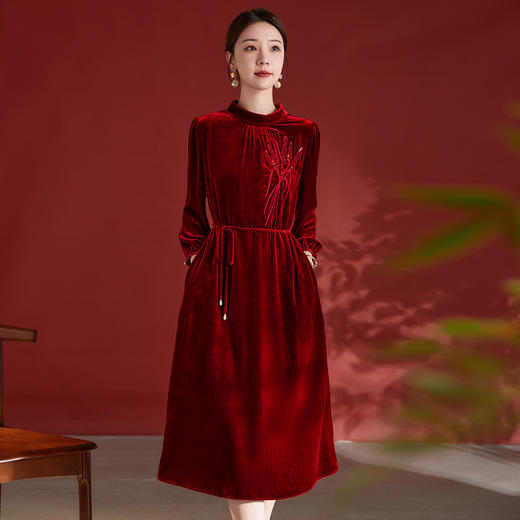 高端真丝丝绒连衣裙，黑色立领刺绣系带桑蚕丝中长裙SM 商品图0