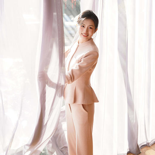 法小曼*子珍专款/高端粉色面试职业装套裙女设计感小香风秋冬厚款 商品图3