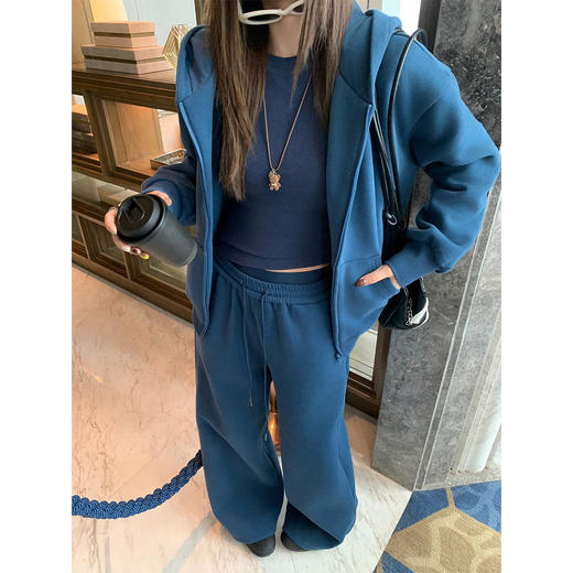 <曾小咸推荐>2.14 现货秒杀！微信超特价！休闲卫裤 日常179.99 立减90 秒杀89.99！！打底衫 秒杀59.99！ 商品图2