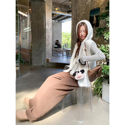 <曾小咸推荐> 韩系白色连帽毛毛马甲外套女外穿冬新款叠穿无袖背心上衣 商品图4