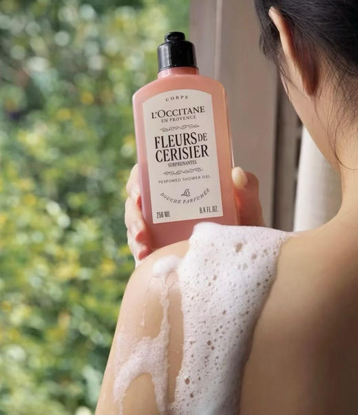 原价570 欧舒丹绮梦樱花两件套 沐浴露250ml＋身体乳霜200ml 花果香调 商品图3