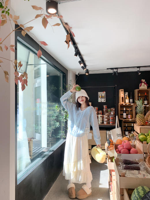 <曾小咸推荐> 现货秒杀！微信超特价！蕾丝拼接蛋糕裙 日常179.99 立减80 秒杀99.99！蓝色V领毛衣秒杀89.99！薄荷绿毛衣秒杀89.99！ 商品图11