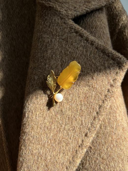 【设计师款定制 胸针】鸿运当头、吉祥如意、紫色东来...这一波胸针都是花费了几个月的功夫，找设计师设计定制出的款，市面上不撞款，专采用天然材质，日常佩戴损坏包售后维修处理哦~ 商品图9