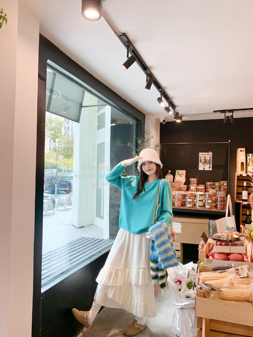 <曾小咸推荐> 现货秒杀！微信超特价！蕾丝拼接蛋糕裙 日常179.99 立减80 秒杀99.99！蓝色V领毛衣秒杀89.99！薄荷绿毛衣秒杀89.99！ 商品图8