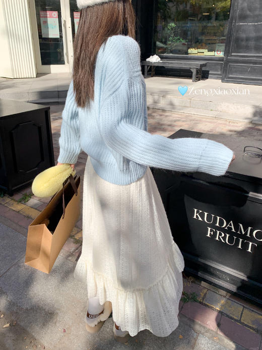 <曾小咸推荐> 现货秒杀！微信超特价！蕾丝拼接蛋糕裙 日常179.99 立减80 秒杀99.99！蓝色V领毛衣秒杀89.99！薄荷绿毛衣秒杀89.99！ 商品图5