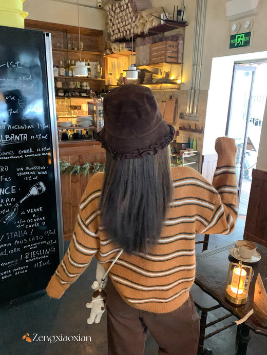 <曾小咸推荐> 现货秒杀！微信超特价！橘色条纹v领毛针织衫 日常179.99 立减100 秒杀79.99！ 商品图13