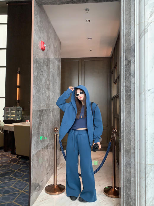 <曾小咸推荐>2.14 现货秒杀！微信超特价！休闲卫裤 日常179.99 立减90 秒杀89.99！！打底衫 秒杀59.99！ 商品图7