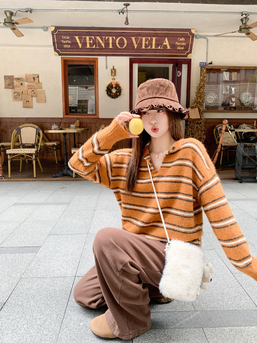 <曾小咸推荐> 现货秒杀！微信超特价！橘色条纹v领毛针织衫 日常179.99 立减100 秒杀79.99！ 商品图9