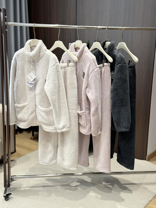 法兰绒套装 商品图2