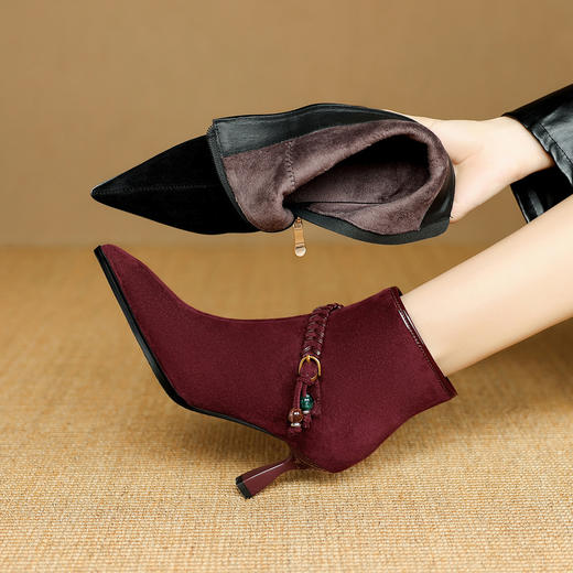 【预售5天】复古尖头细跟时装短靴新款真皮大码气质高跟显瘦及裸靴M6598 商品图0