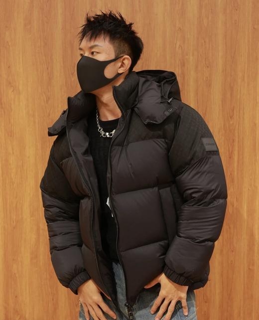 驴家 男装外套黑色迷你印花图案拉链开合保暖羽绒服（SS） 商品图7