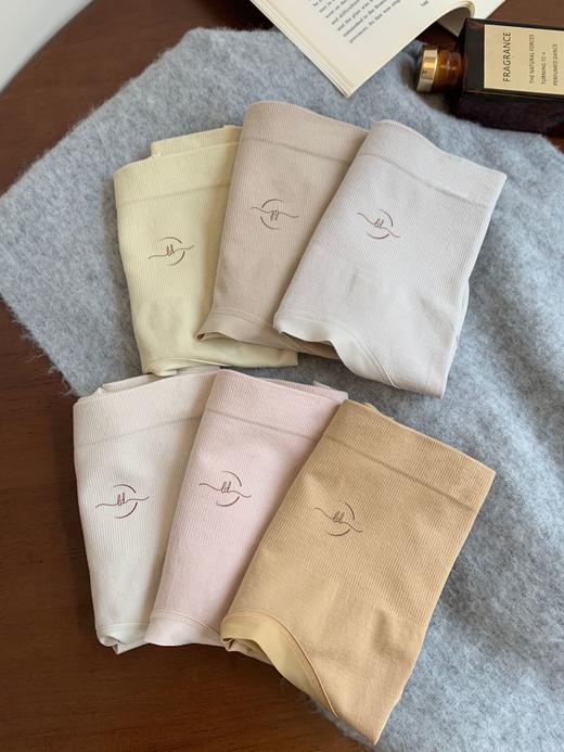 女士高腰收腹高弹力无缝舒适内裤三角裤8662 商品图4