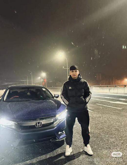 三条杠经典款连帽纯色男女羽绒服 商品图1