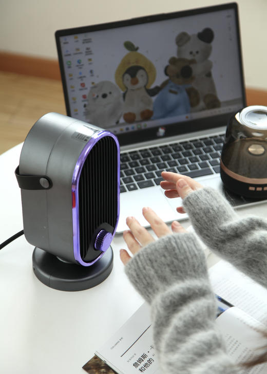 【塞尔兰斯便携式迷你暖风机（5588）】✅500W功率即开即热，一秒感受温暖环绕  ✅3档温度可随心调节，满足各种温度需求-ZTDJ 商品图1