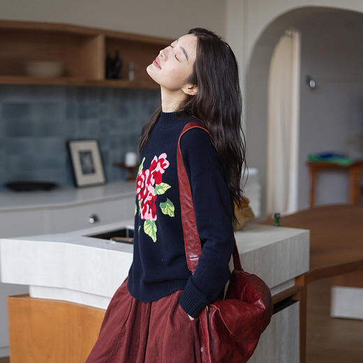 绽放823朵/纯山羊绒毛衫撞色花朵落肩半高领套头毛针织衫内搭毛衣 商品图1
