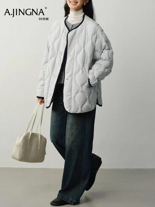 【绗缝撞色】阿菁娜冬季新款绗缝撞色羽绒服S型綗线立体廓形松弛感通勤外套F30D216033 商品图3