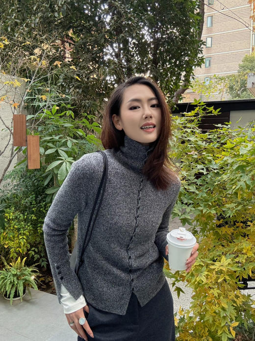 【羊绒的冬天】噢蜜ooomeooo修身螺纹羊绒开衫 商品图3