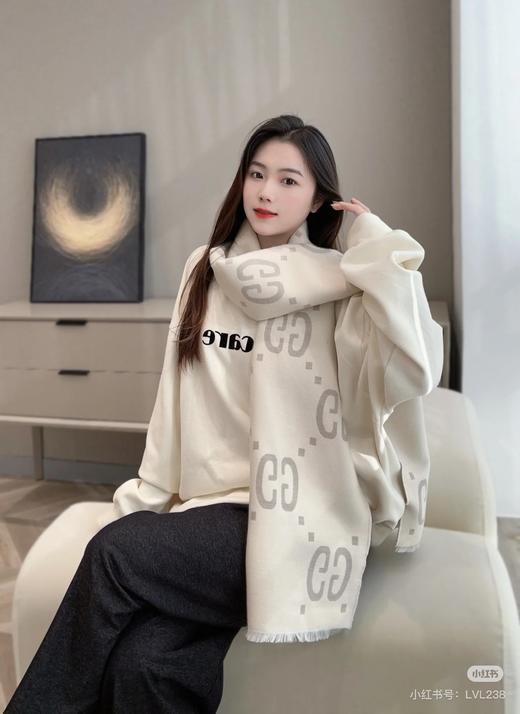 古驰 经典大G  提花品牌标志性元素  羊毛围巾（DSX） 商品图5