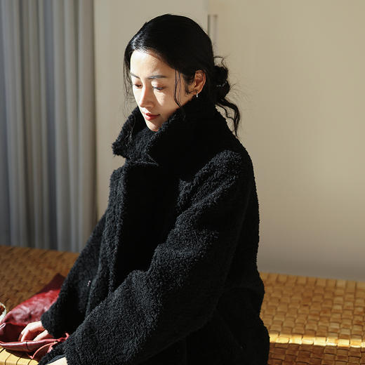 绽放879朵/纯羊毛外套新款气质羊羔毛帅气翻领长款加厚羊毛大衣女 商品图2