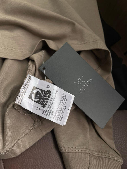 原单 ARC'TERYX鸟家KRAGG SL印花长袖T恤，男女情侣款，
颜色：黑色 浅棕色
尺码：M L XL 2XL 商品图5