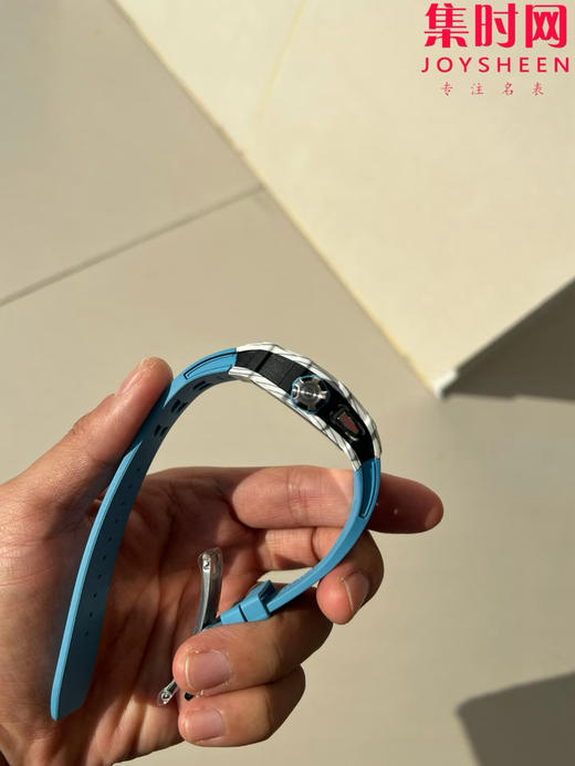 理查德米勒RM35-03系列 NTPT碳纤维壳 已发布5款产品 男士腕表 采用定制一体机 正面可看到摆轮摆动 纤薄壳套13.5mm 商品图3