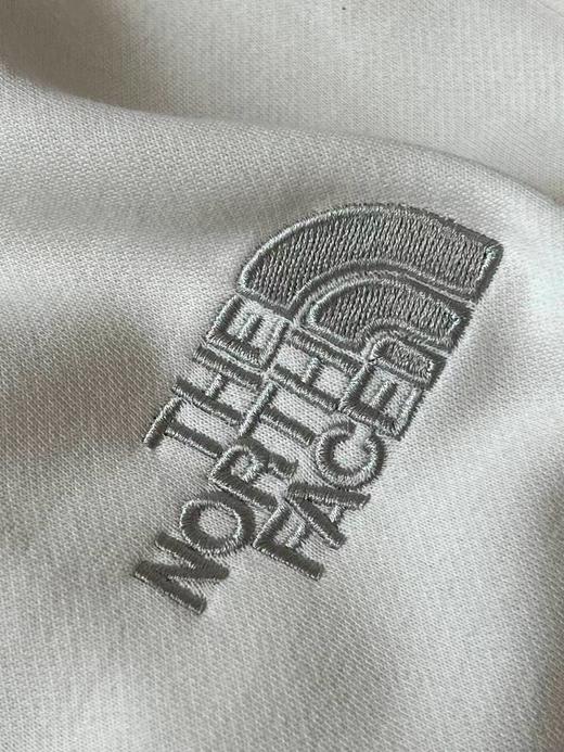 D120431联名款字母刺绣拉绒白色圆领卫衣男女同款 商品图2