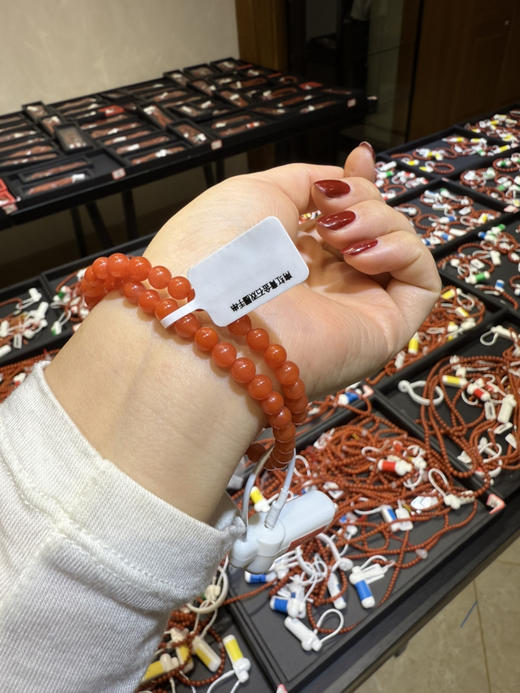 设计款 南红柿子红 配三颗青金石 弹力绳 双圈手链 5.8咪左右 发到付 商品图13