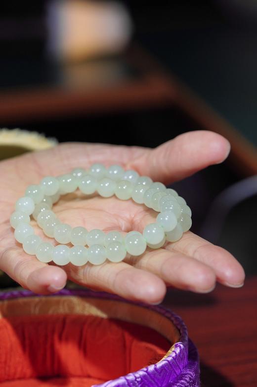 圆满 浅晴水荧光猫眼和田玉手串 JY 商品图1