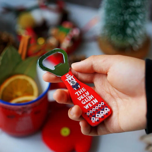 「冬季必备 送杯子」小丑派对圣诞热红酒750ml 西班牙原装进口 丹魄葡萄酒酿造 全称工艺不掺水 微波炉加热30秒即可 尽享地道欧洲风味 新版礼盒装 送礼袋+陶瓷杯+开瓶器 商品图3