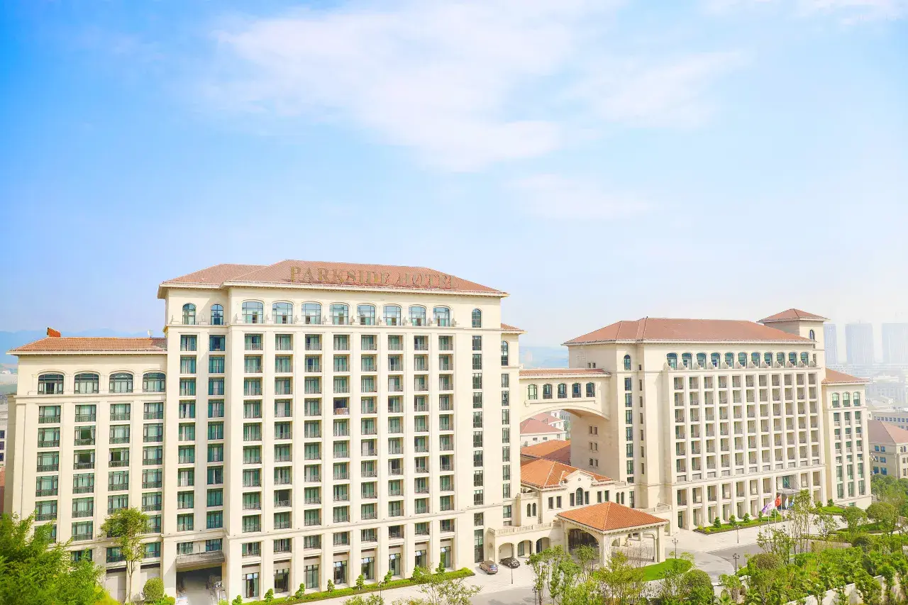 帕格森蒂两江假日酒店 高级间/豪华间