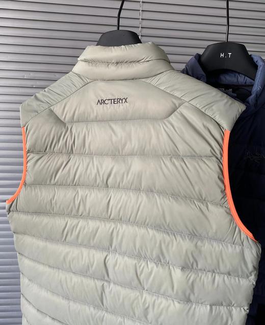 D120409轻量排骨休闲立领拉链鹅绒马甲90绒轻薄羽绒马甲 商品图14