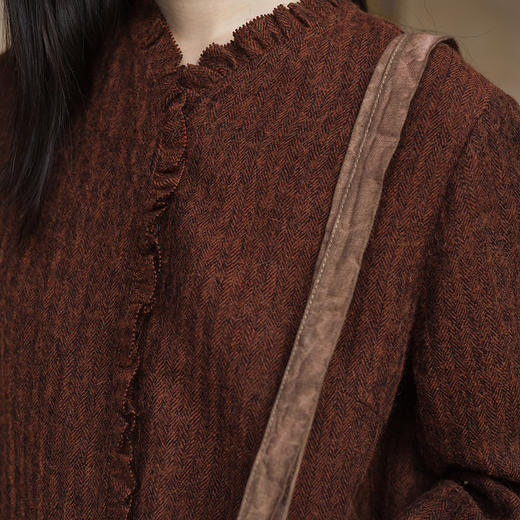 绽放734朵/砖红荷叶衫·羊驼羊毛亚麻棉人字纹肌理荷叶边长袖衬衫 商品图3