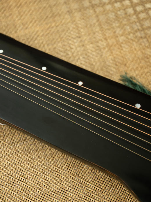 金久堂精斫“抱琴卧花”师旷式古琴 商品图3