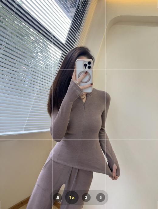 【非质量问题不退换】LULU  羊毛混纺半拉链长袖+阔腿裤（EJ） 商品图4