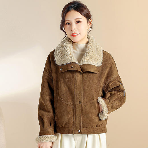 QYM CS25D137时尚长袖翻领仿皮毛一体宽松休闲短外套上衣夹克 商品图2