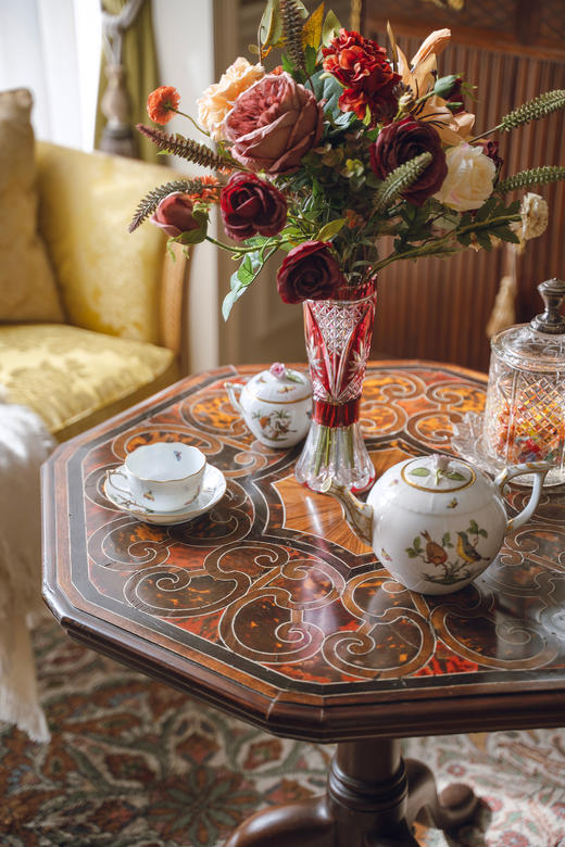 独角鹿西洋古董1880年代法国出品古典卷叶主题布勒镶嵌装饰胡桃木桌几 商品图2