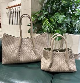 重磅渠道  b家编织托特包  小号/大号 通勤百搭  意大利进口皮/纯手工编织