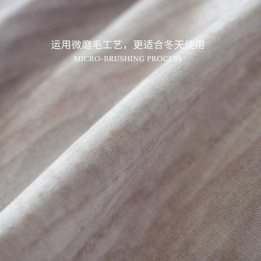 【全棉磨毛-烟云】舒雅生活雅系列全棉磨毛印花四件套-烟云   面料：100%棉 微磨毛工艺，绒感不重，触感亲肤细腻 AB 面设计，A 版独家花型  11010211/11010212 商品图4