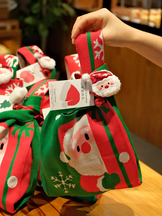 圣诞三色曲奇礼盒（原价138秒杀价98，仅限12月23日至12月25日下午2点后到店自提，22号前下单另外赠送10元面包抵用券一张） 商品图2