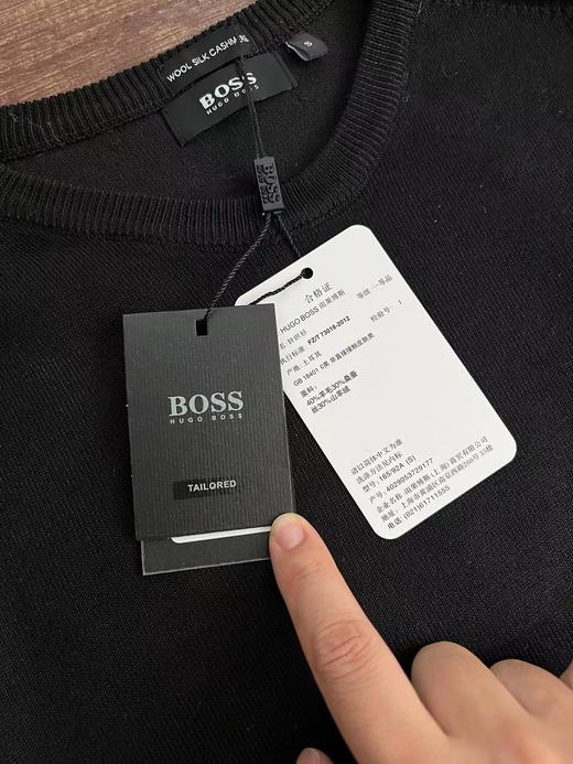 D120427新款下摆金属小标点缀男士商务休闲圆领毛衣 商品图12