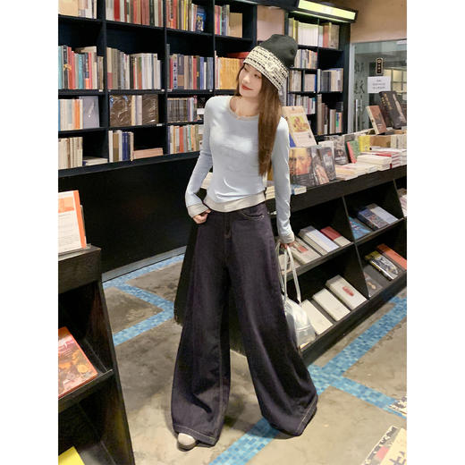 <曾小咸推荐> 现货秒杀！微信超特价！蓝色蝴蝶结印花内搭t恤 日常139.99 立减70 秒杀69.99！ 商品图2