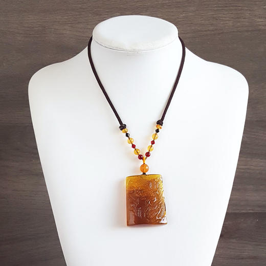 【天然正品】天然无杂裂雕龙形平安无事牌（生意兴隆、财源滚滚）墨西哥蓝珀吊坠项链49.0*37.5*16.0MM（皆取最大值）中性 251125NJS25特价：1280 商品图8