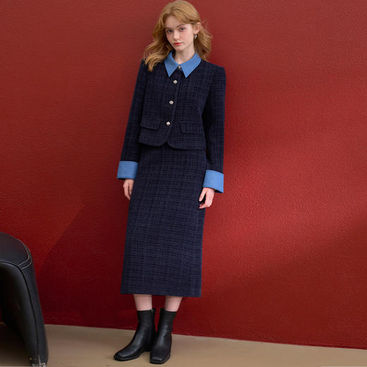 西遇优雅精致小香风套装女冬季撞色外套高腰直筒半身裙两件套V4355455 商品图1