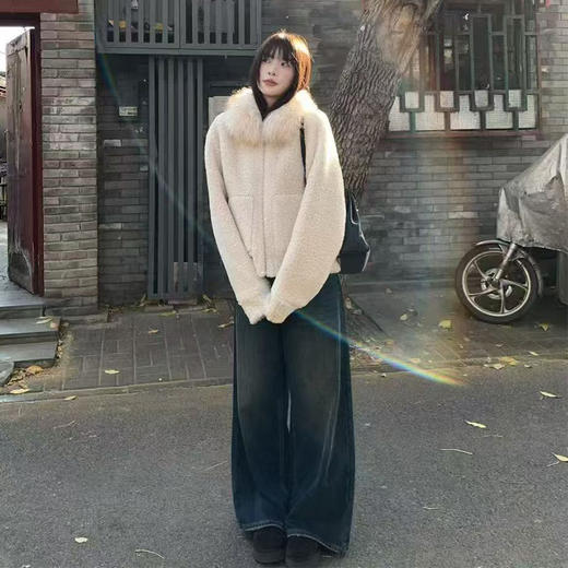 西遇毛毛领纯色短款外套女冬季新款加厚保暖韩系宽松上衣SS051919 商品图1