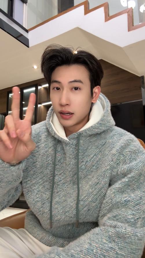 WY1449SDSA男士秋冬新款痞帅男装简约小清新撞色绒毛连帽卫衣百搭宽松 商品图0